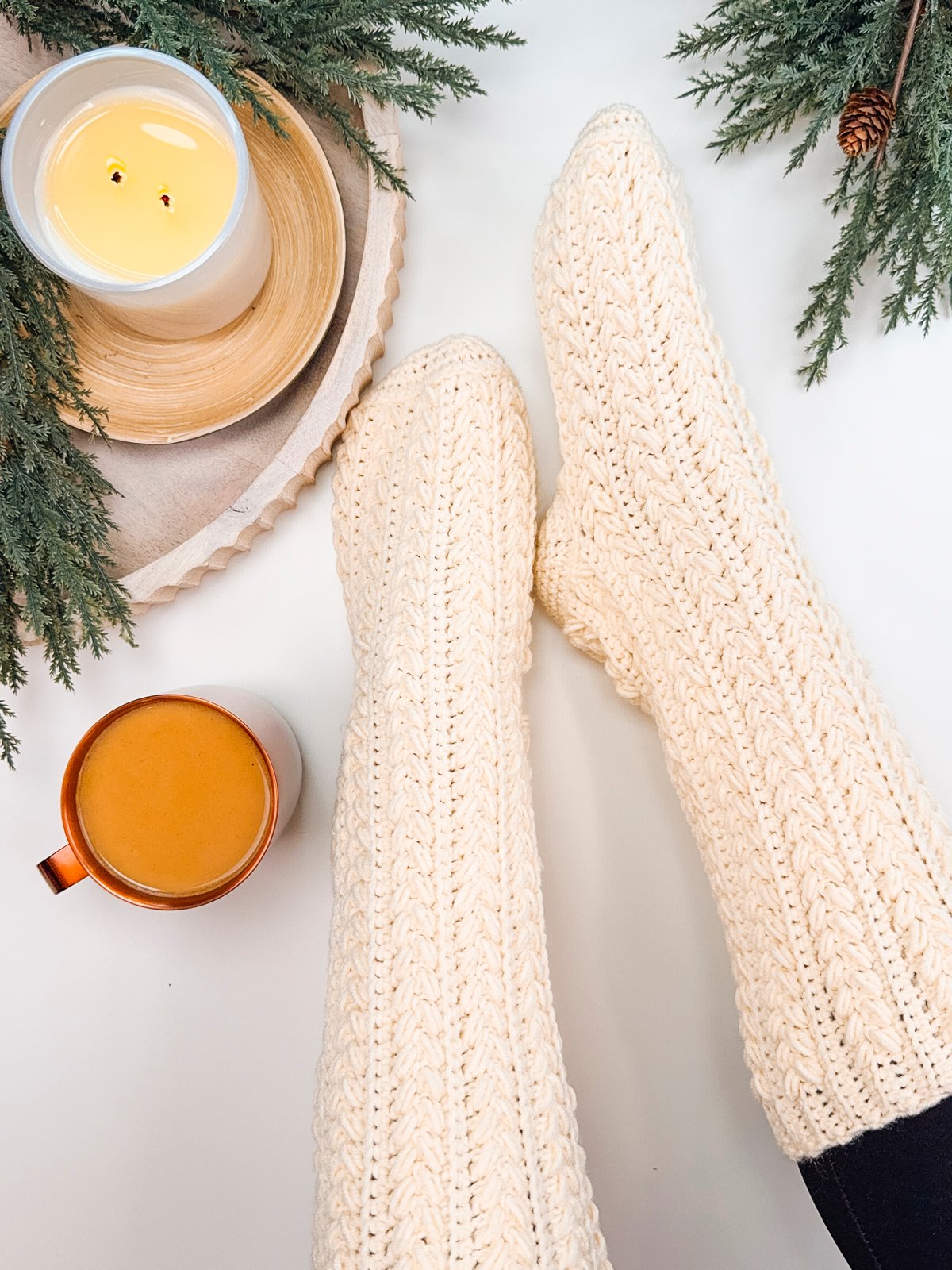 Snowdrift Wheat Slipper Socks PDF Pattern product image (4)