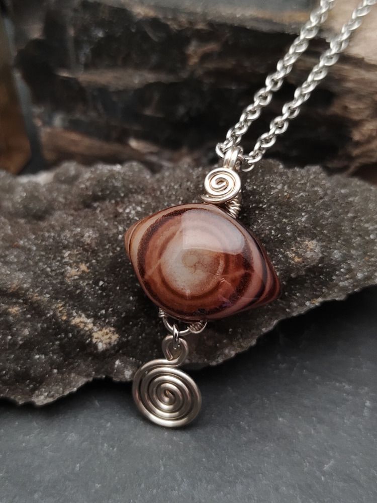 Eye Agate Oracles - The Earth Spirit product image (1)