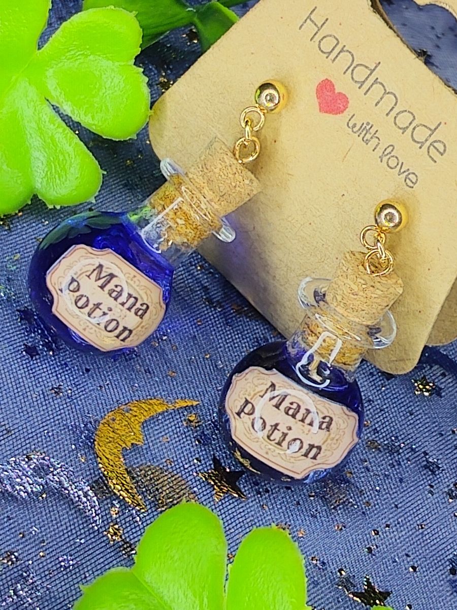 Mana Potion earrings product image (1)