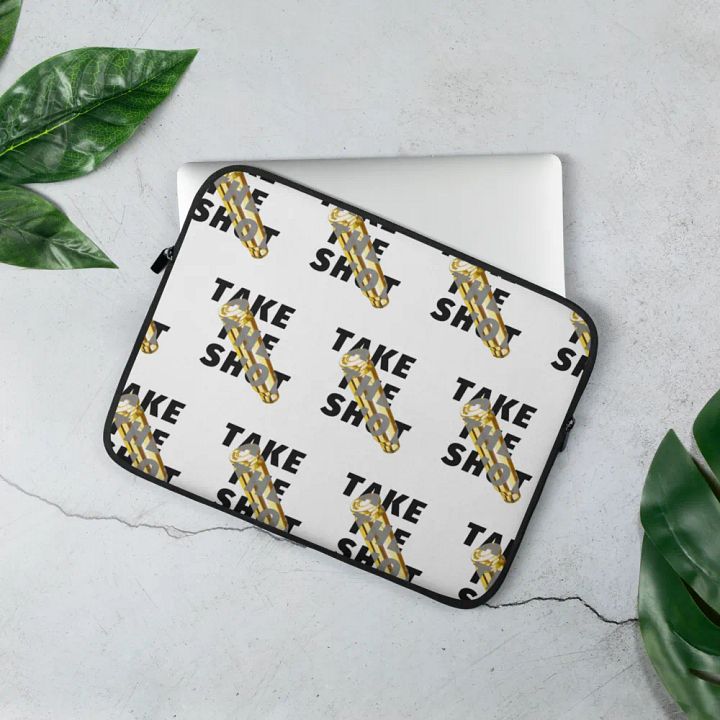 TAKE THE SHOT EDITION Laptop Case product image (3)