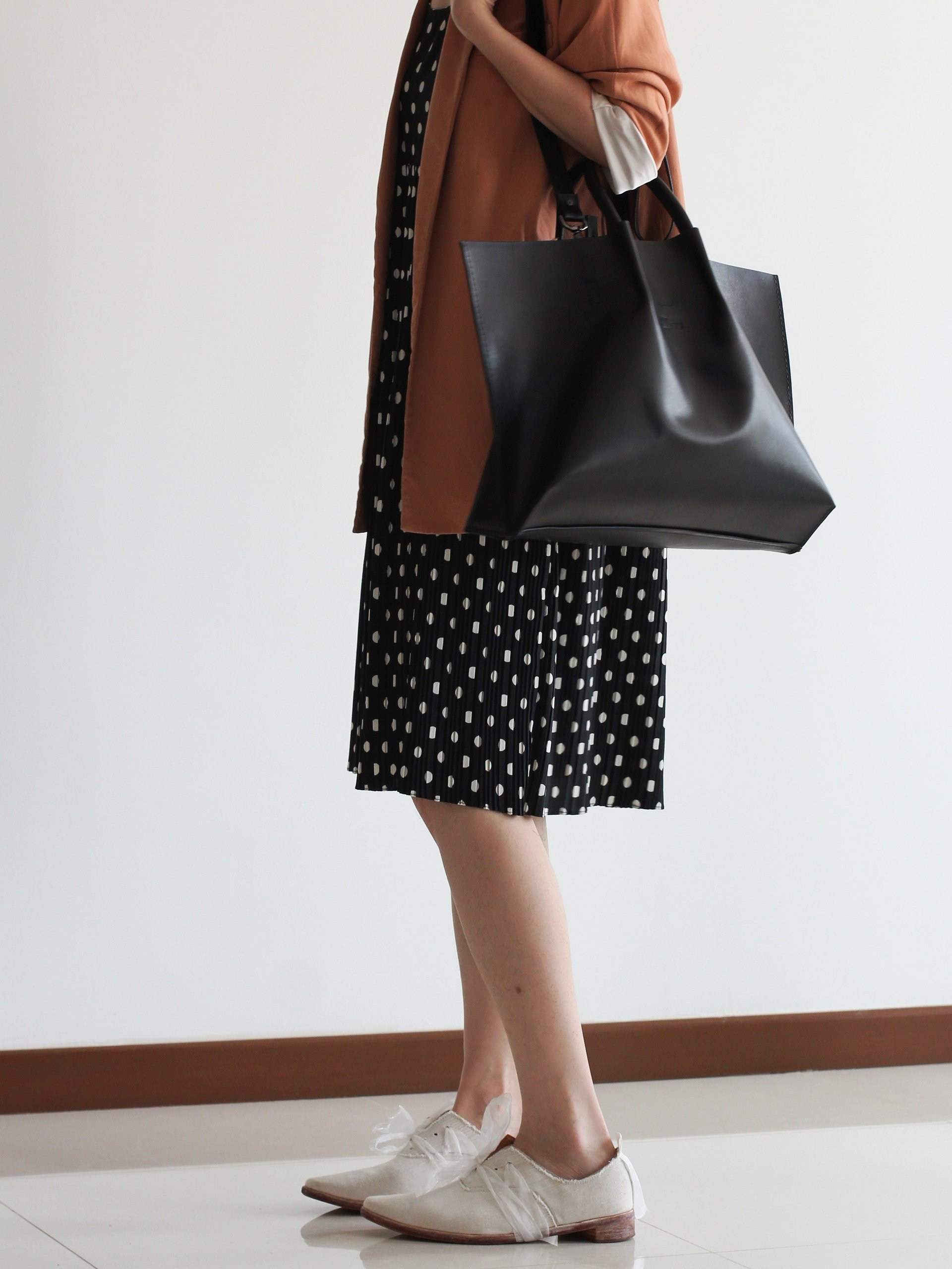 Leather Two-way Bag - Natural, Honey, Black product image (8)