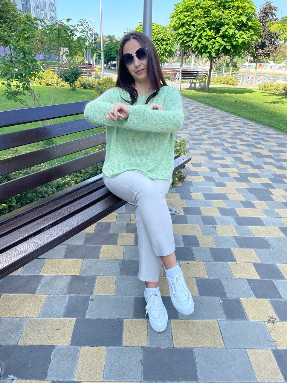 Мастер-класс Джемпер с бусинами product image (7)