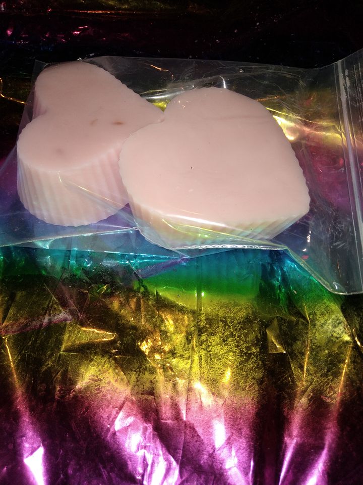 Heart-Shaped Wax Melts product image (1)