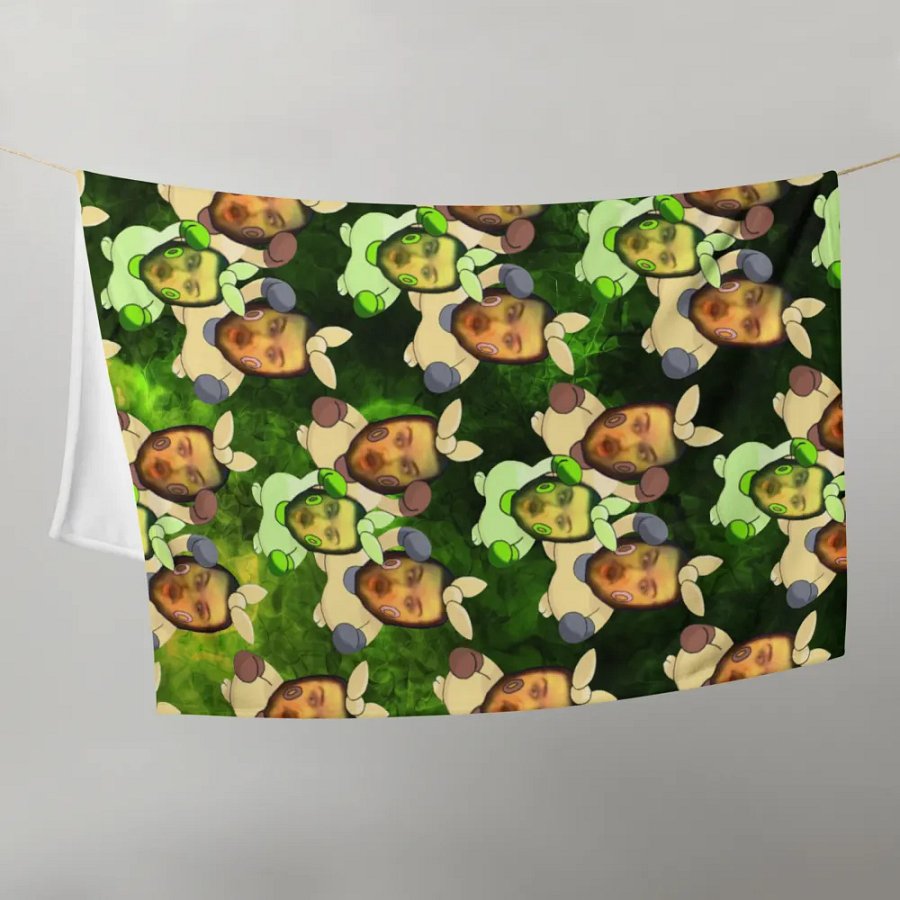 Jakeuhita Fam Blanket product image (21)