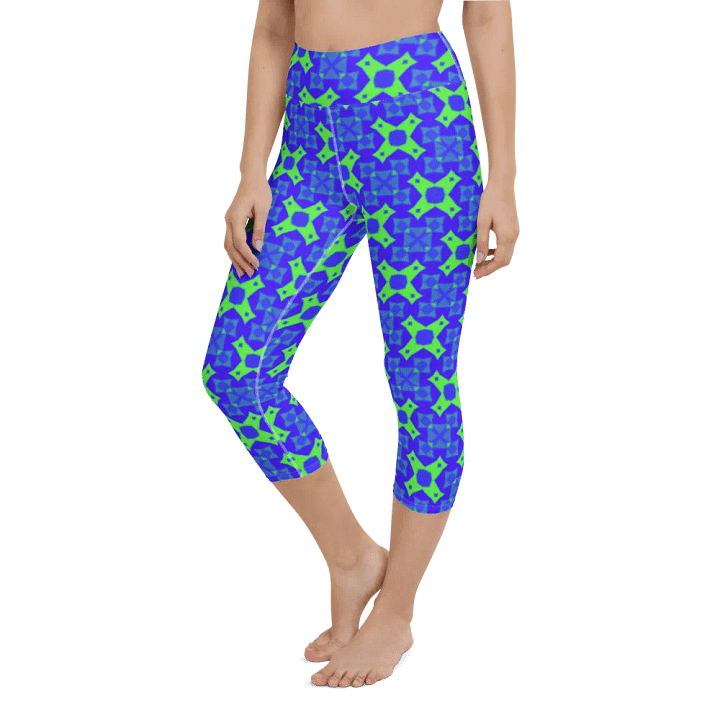 Grid Glamour Capri Leggings product image (1)