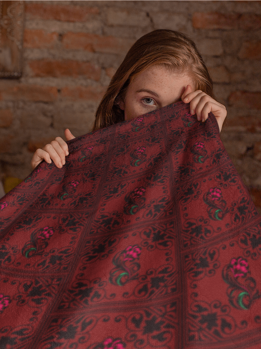 Crimson Paisley Fuzzy Throw Blanket product image (2)