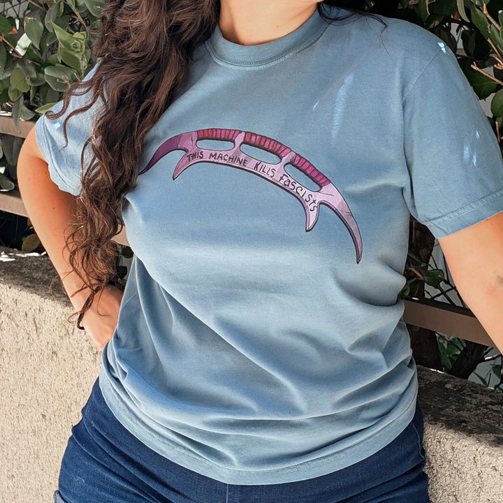 "This machine..." Bat'leth T-Shirt product image (1)