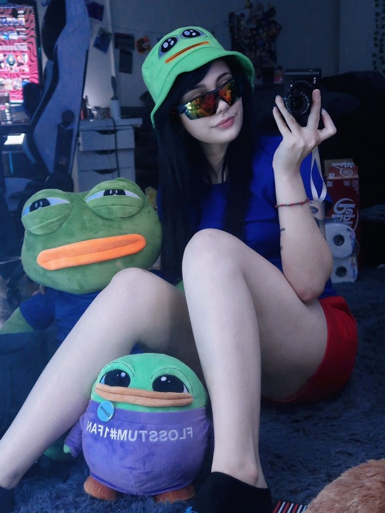Pepe Plushie product image (3)
