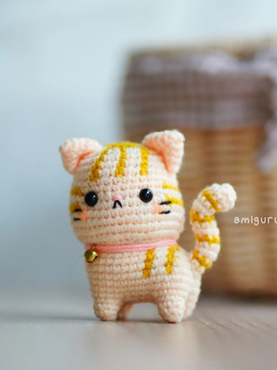 Striped Cat and Bicolor Tabby - PDF Pattern product image (3)