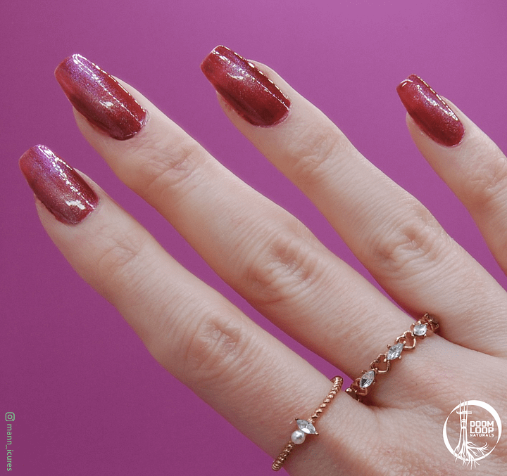 SUGARPLUM SCARY - Plum and Green Magnetic Nail Polish product image (2)
