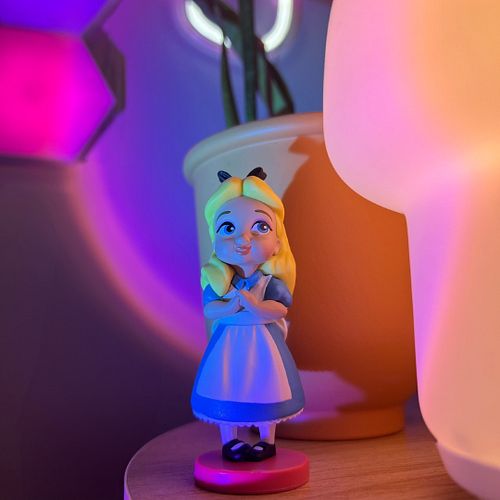 alice is so uwu here hehe 💙