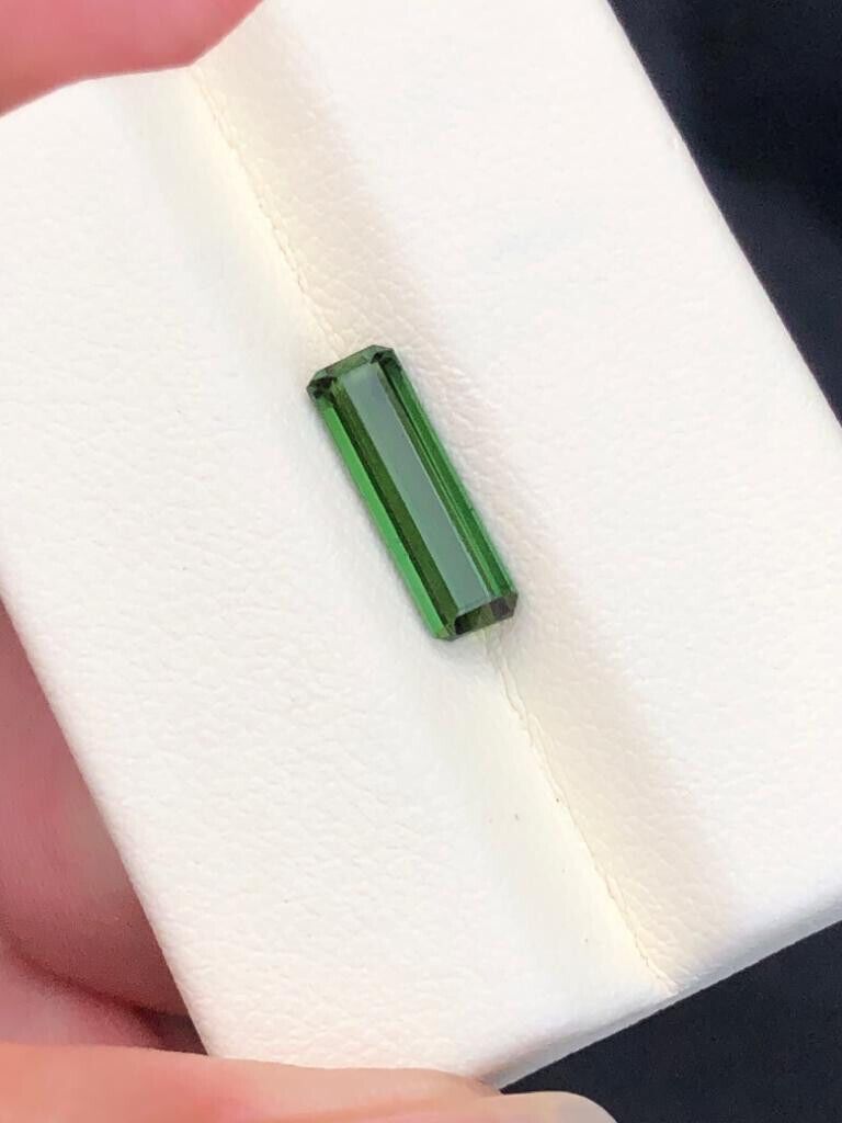 TOURMALINE GEMSTONE FOR RING & PENDANT GREEN EMERALD CUT, 1.80 CARAT product image (5)