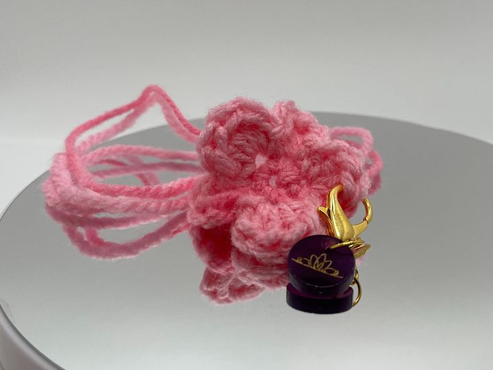 Royal Crown Stitch Markers product image (2)
