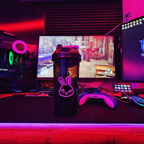 When I'm not live I love playing deep story games and there's nothing better than drinking @sneakenergyeu purple storm while ...