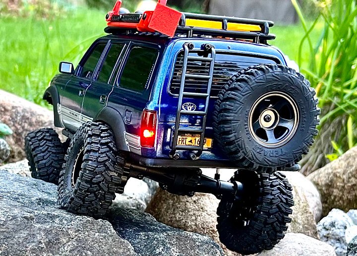 FMS FCX18 Lc80 Tube Bumpers product image (2)