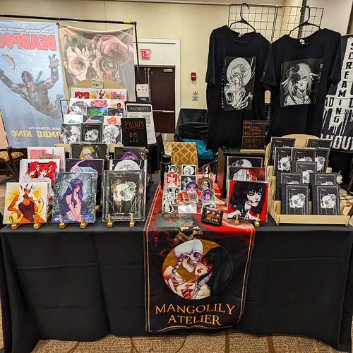 Set up and ready to rumble at @horroronmain 🖤🖤🖤 Come peep the vendor hall and say hi! 

#horroronmain #horroronmain2025 #horr...