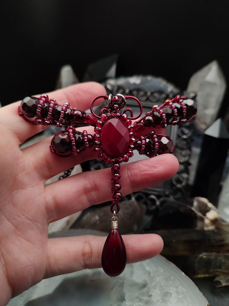 Dragonfly - Blood Garnet Mass product image (5)