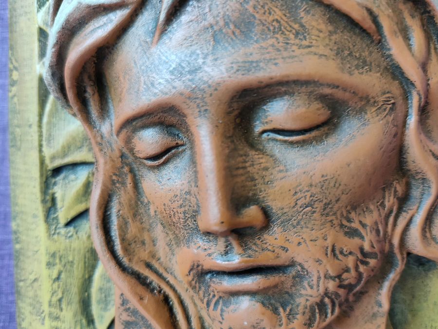 Decoração de Parede Rosto de Jesus - Peça Única em Pó de Pedra, Feita Artesanalmente em Portugal product image (6)