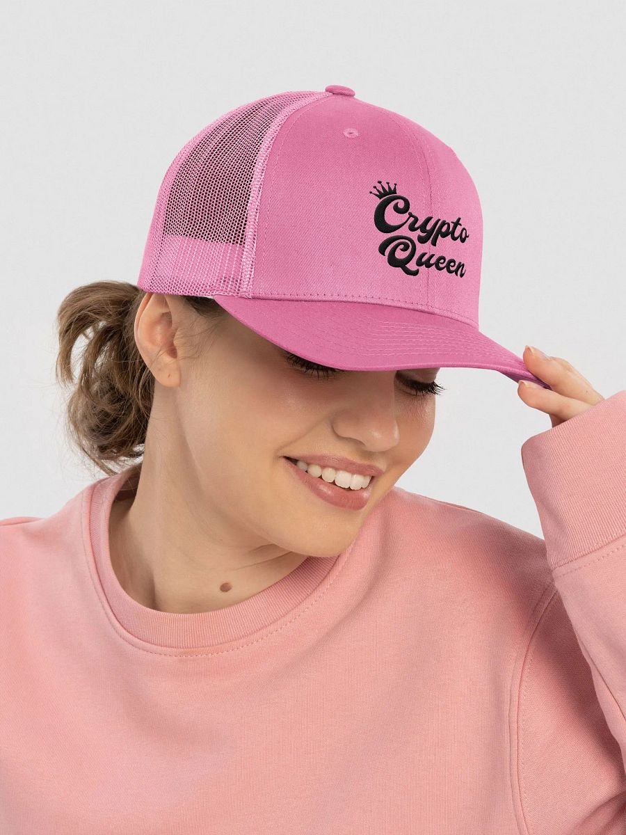 Retro Vibes Trucker Hat: Crypto Queen product image (3)