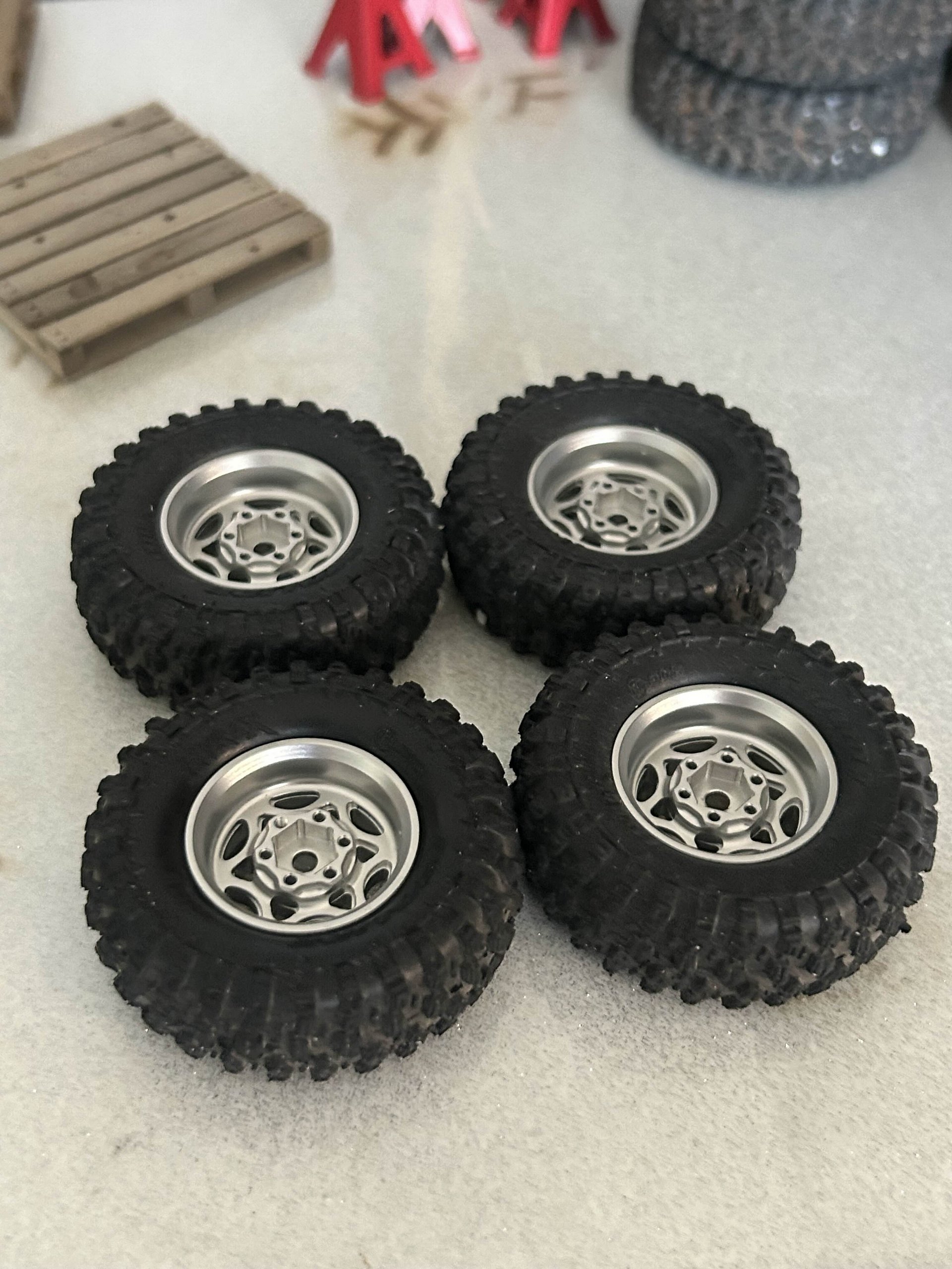 LGRP wheels / proline tires product image (3)