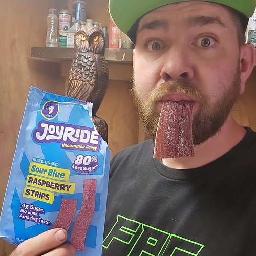 My new friend and I are enjoying our first ever @joyridesweets from @ryantrahan they are delicious!!! #joyride #joyridesweets...