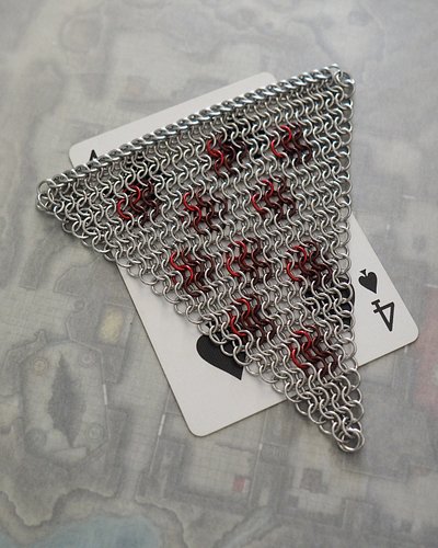 the chainmaille pizza fidget has landed!

in the name of cheesy puns, it goes by 'slice deliciously'.

this is the classic co...