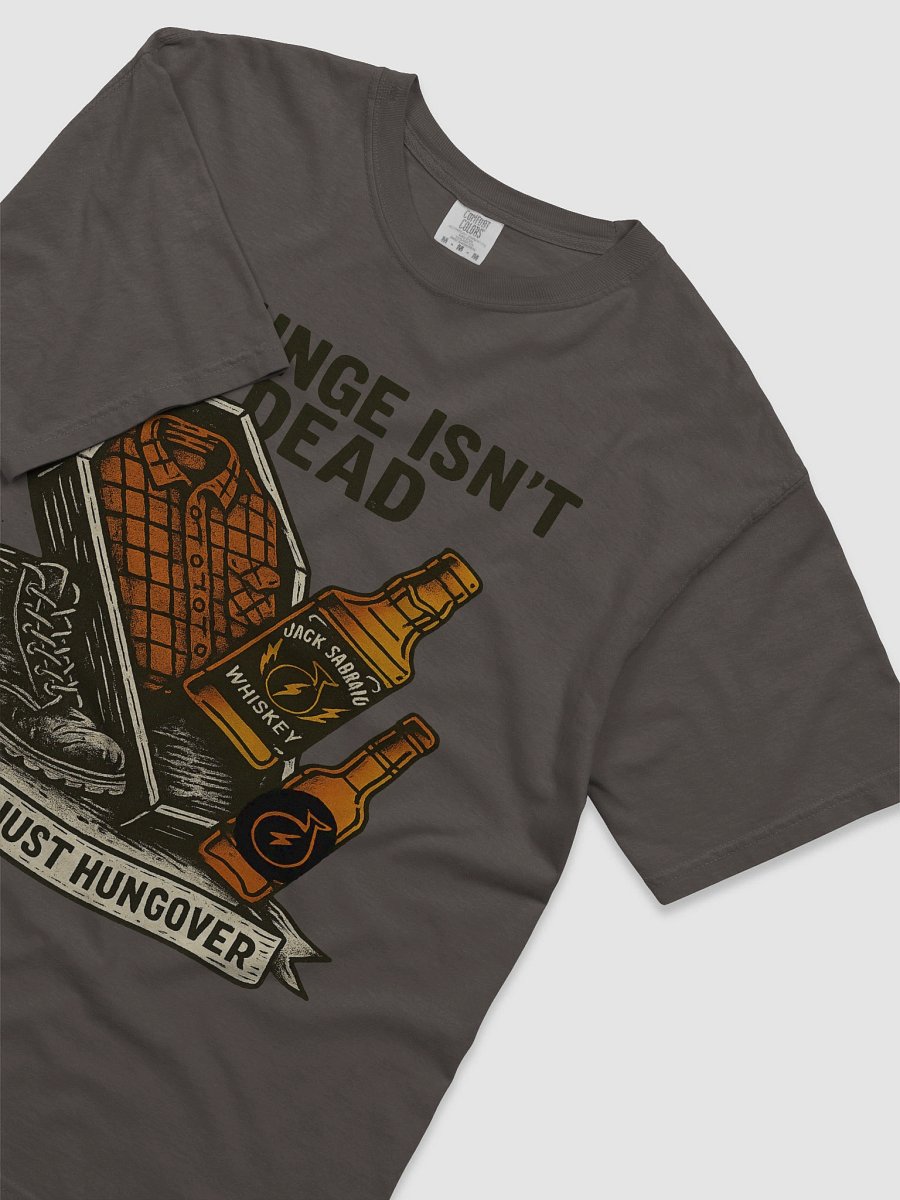 Grunge Isn't Dead Tee product image (37)