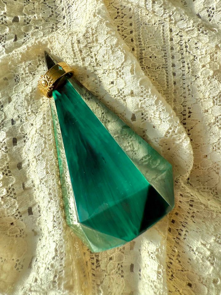 Teal Swirl Faceted Jewelry Holder product image (1)
