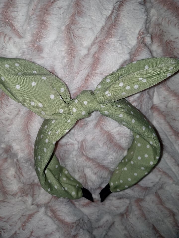 Boss momma sage green headband product image (1)