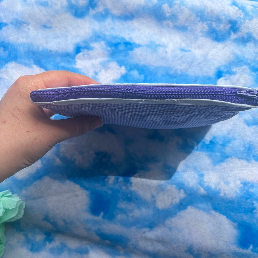 Lavender Picnic Zipper Pouch product image (3)