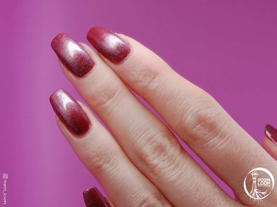 SUGARPLUM SCARY - Plum and Green Magnetic Nail Polish product image (4)