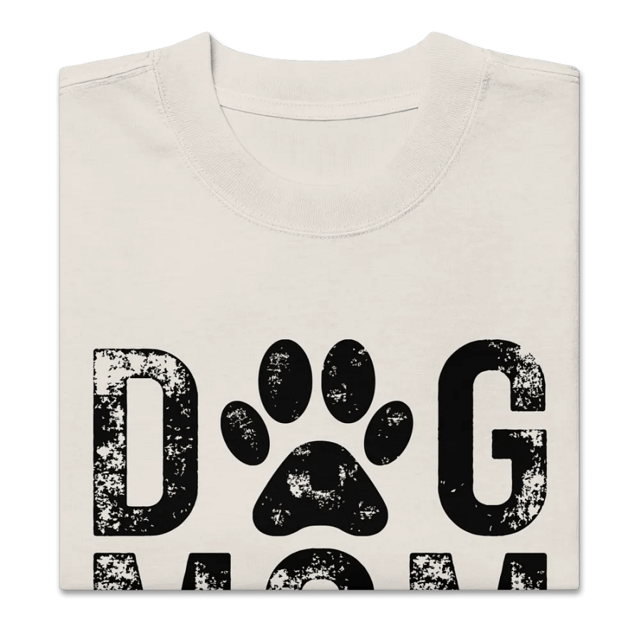 Dog Mom Graphic Tee – Ideal Gift for Dog Lovers product image (5)