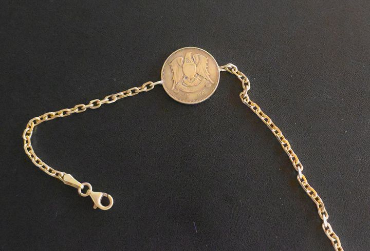 اسوارة النسر السوري والعلم ثلاثي النجوم product image (2)