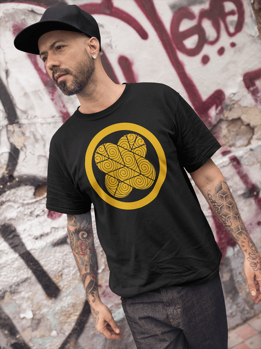 Asano Clan Crest T-Shirt – Symbol of Loyalty & Honor product image (2)