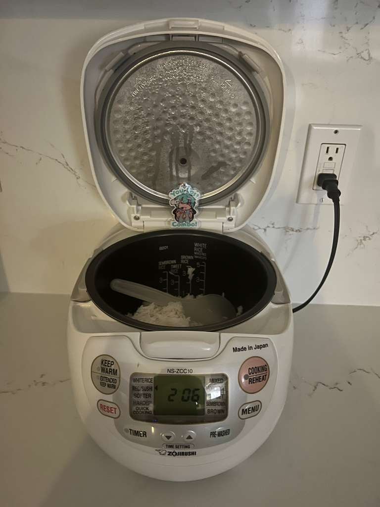 RGC Mikuo Keychain product image (6)