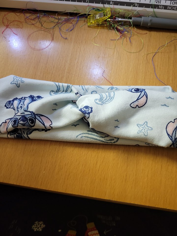 Light blue alien headband product image (1)