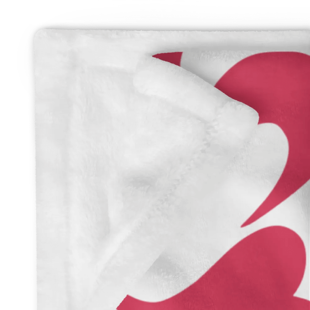 Nestled Hearts Throw Blanket product image (24)
