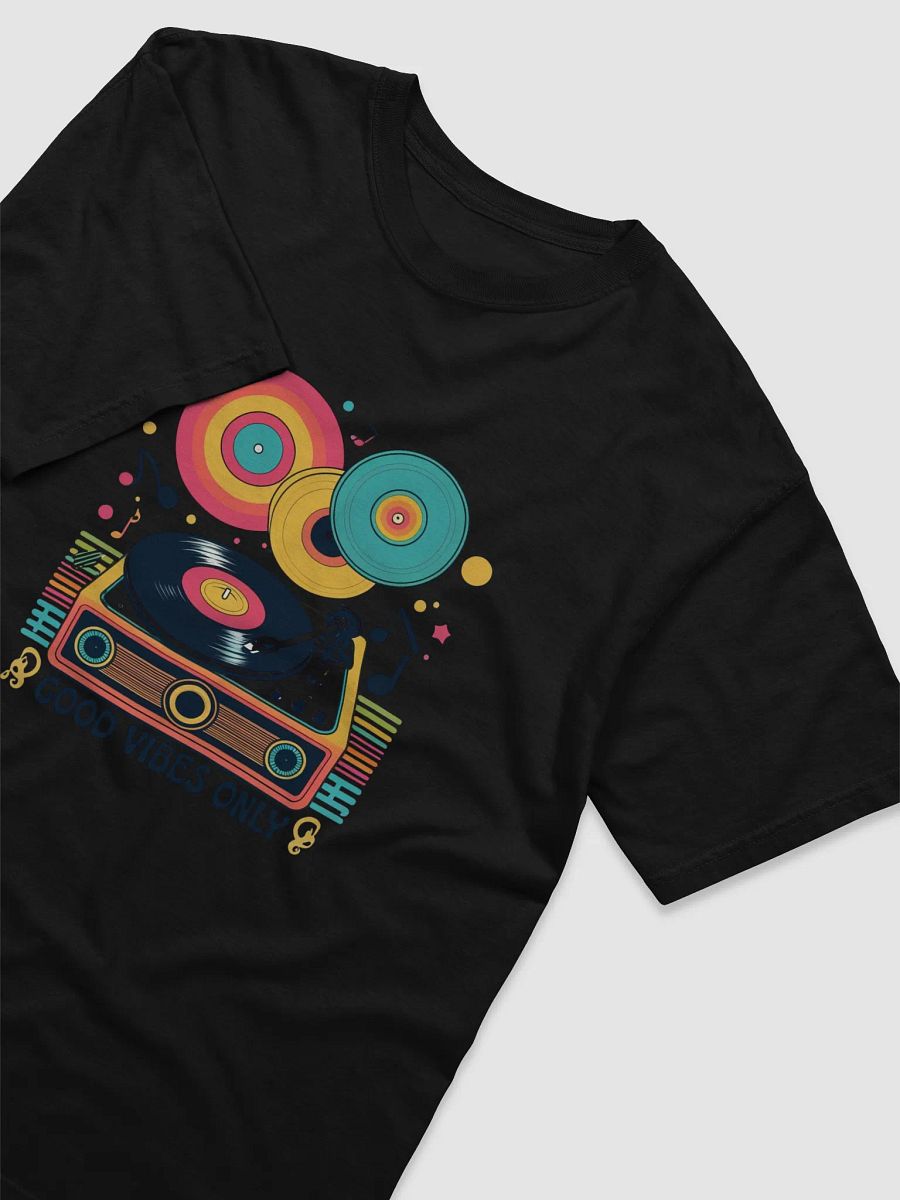 Vintage Vibes Turntable T-Shirt product image (11)