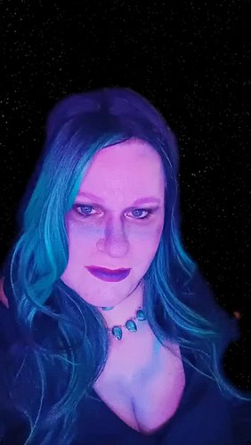 Launia, Sorceress of the Shattered Veil 
She not big on boats