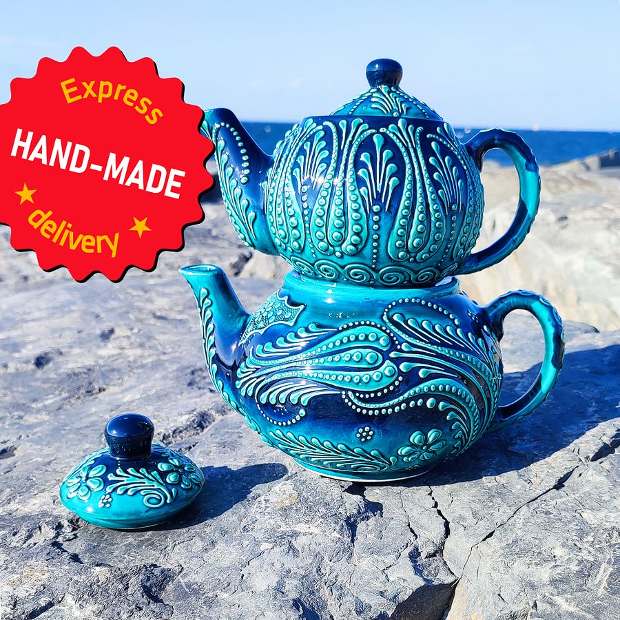 Handcrafted Ceramic Turquoise Teapot – Unique Artisanal Pottery for Tea Lovers product image (3)