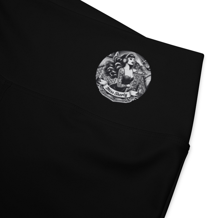 Minimalist B&W Miss Shorty Flare Leggings product image (1)