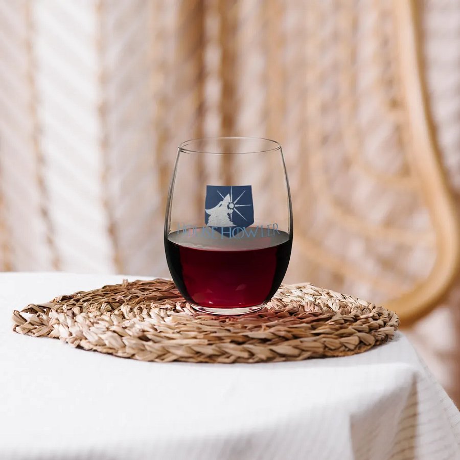 House Howler Wine Glass product image (11)