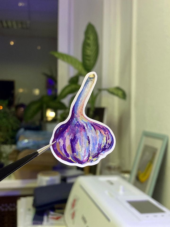 Vibrant garlic sticker product image (1)