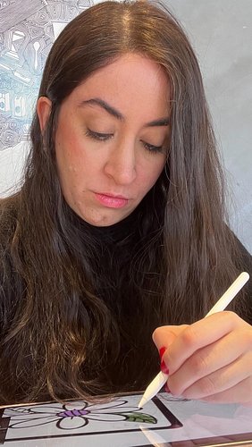 Relaxing coloring time…

Yes! Is that time of the year again! 

If you want a free coloring Rosh Hashanah card comment or DM ...