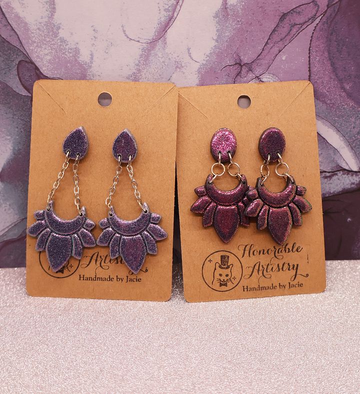 Dangling Fan Earrings product image (1)
