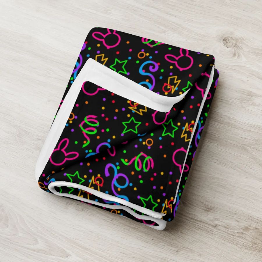 Arcade Bun Throw Blanket product image (18)