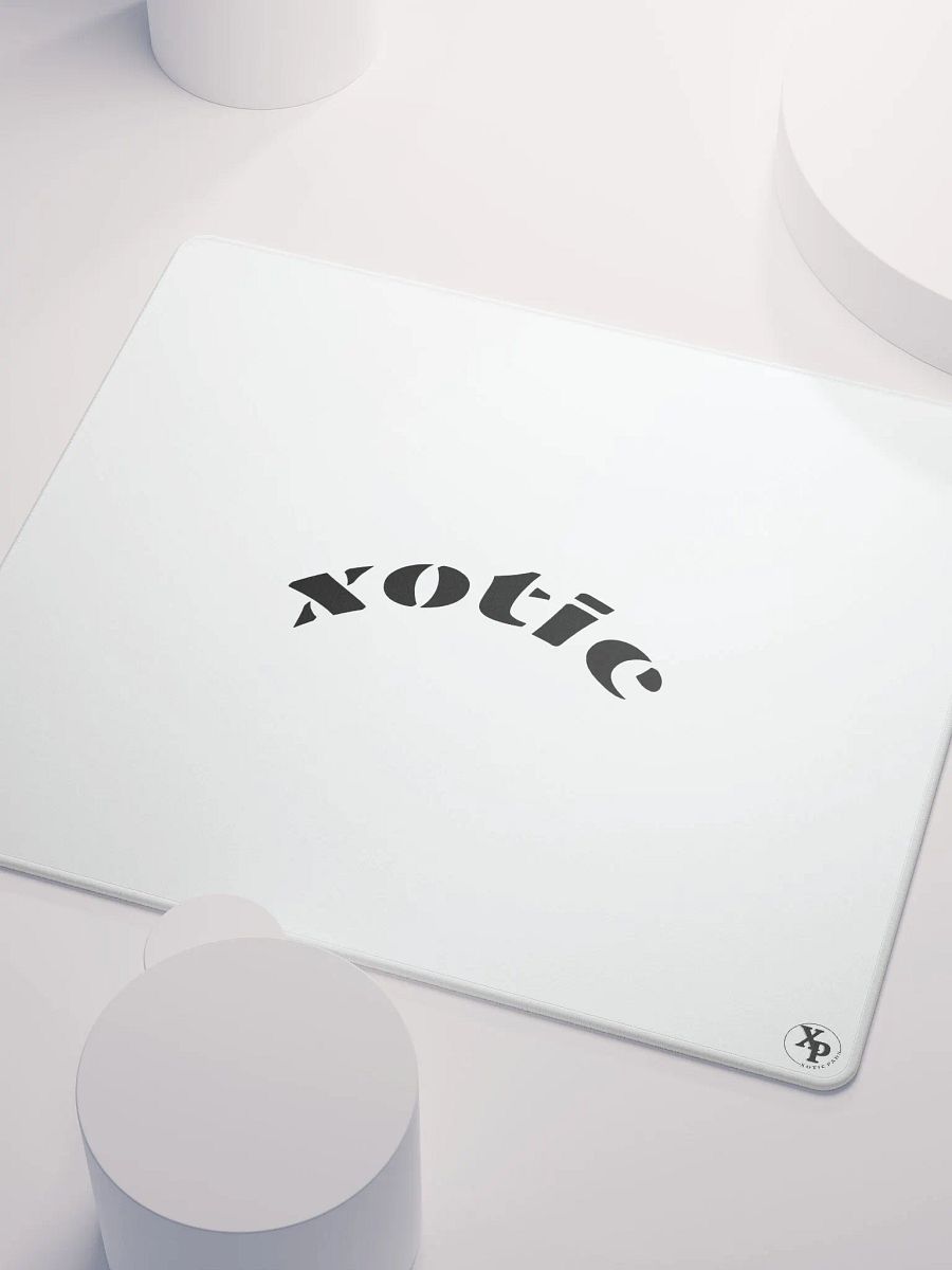 Xotic White product image (5)