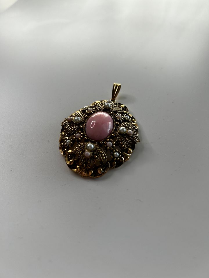Vintage Avon Gold Tone Lace Oval Pink Cabochon Pendant product image (2)