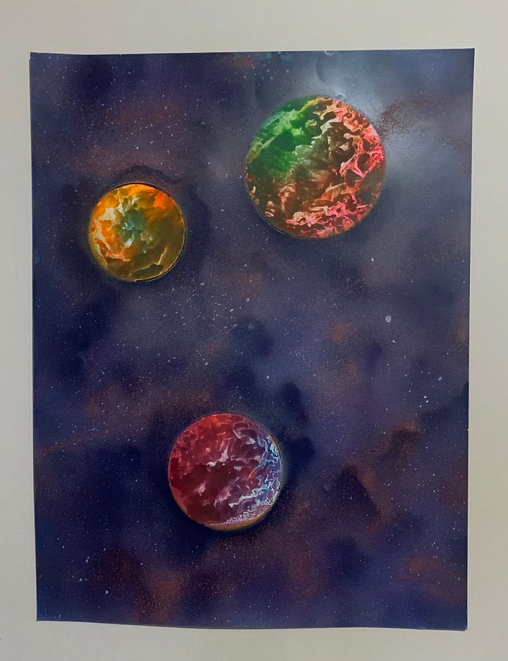 Planet Spray paint art product image (1)