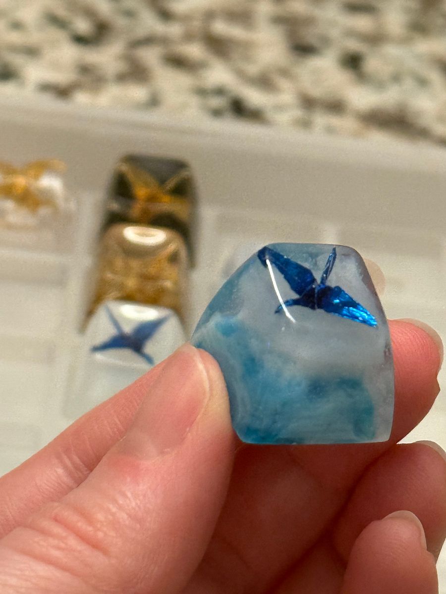 Mountaintop Crane Keycap (SA R1) product image (4)